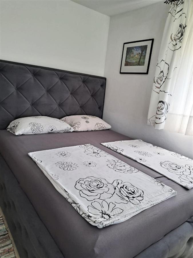 Montenegro Smile Dobra Voda Exteriör bild